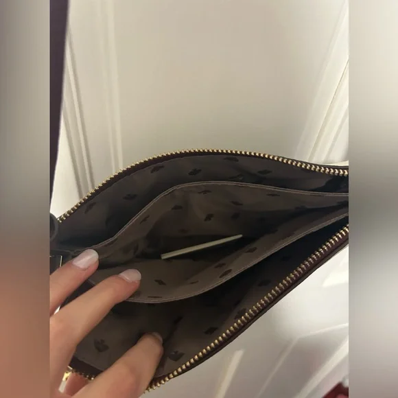 Kate spade cross body bag - Picture 8 of 11